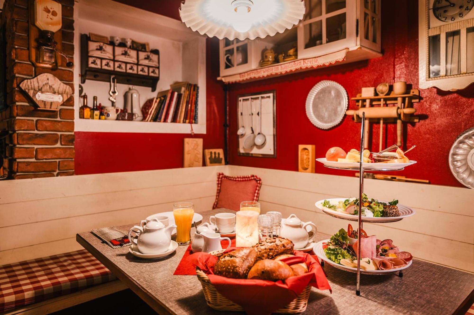 Oma'S Kueche & Quartier Otel Binz Dış mekan fotoğraf