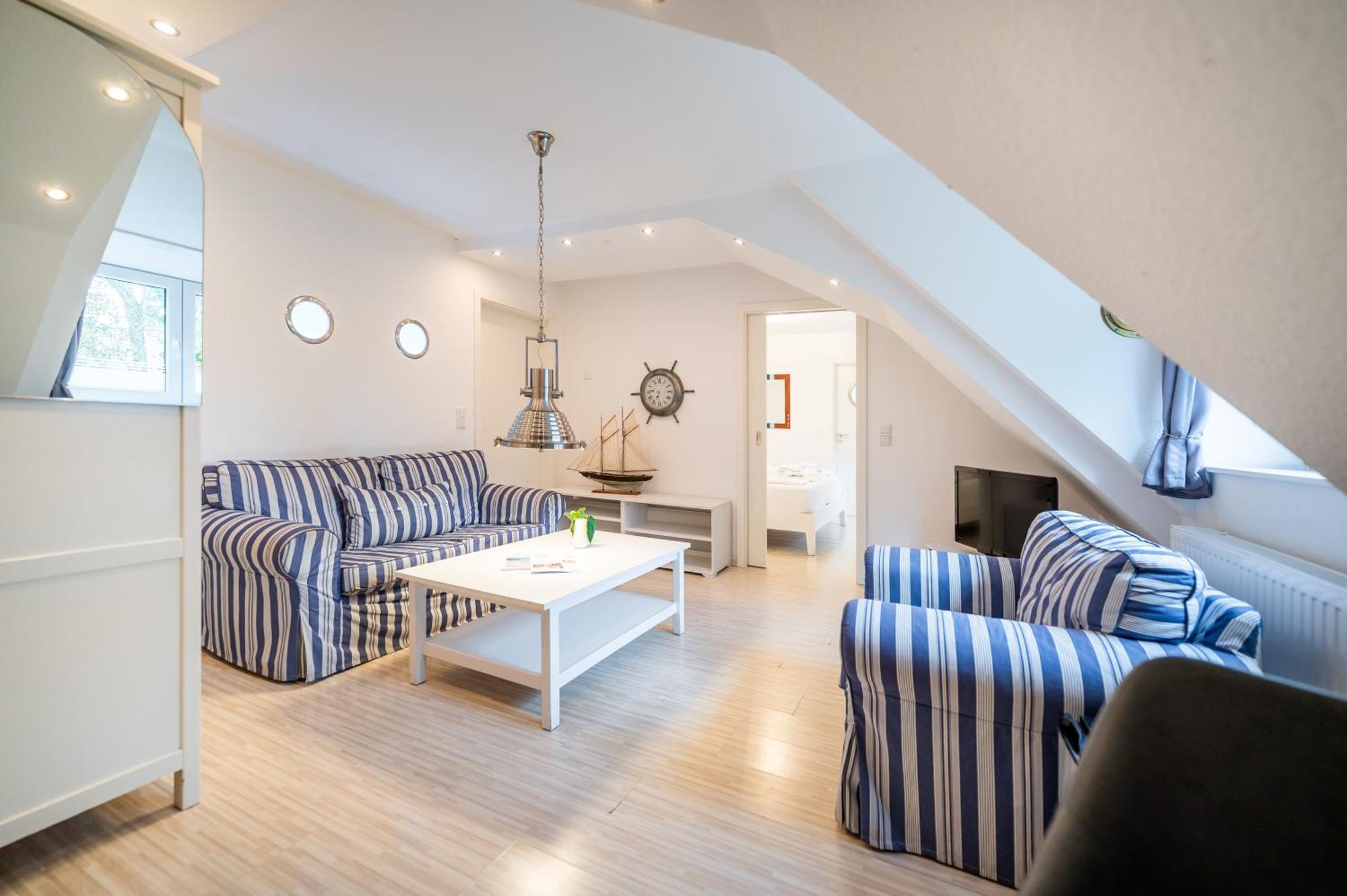 Oma'S Kueche & Quartier Otel Binz Dış mekan fotoğraf